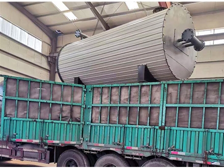 2噸導熱油鍋爐裝車發貨中